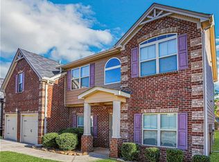 8059 Stillmist Dr, Fairburn, GA 30213