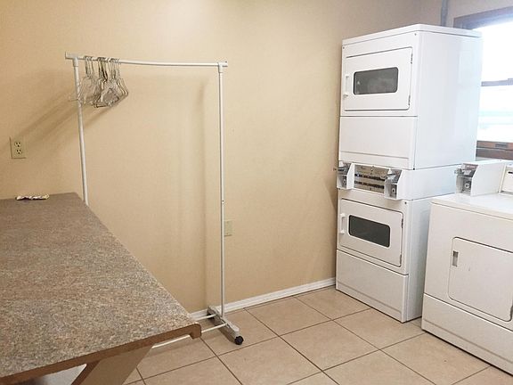 3rd image of 507 S Highway 47 APT 25