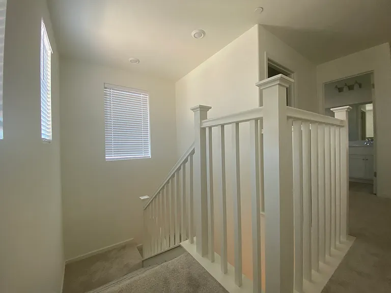 564 Spalding Way — Photo 25