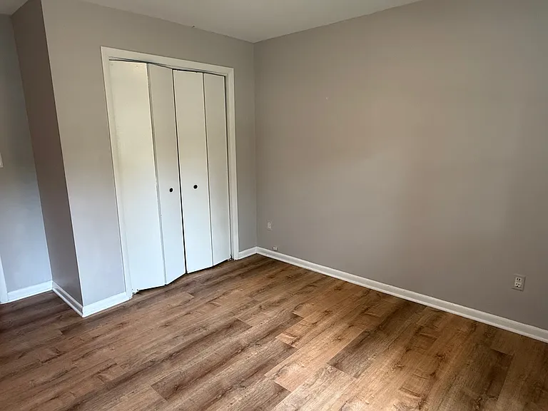 1800 Courtland Rd — Photo 1