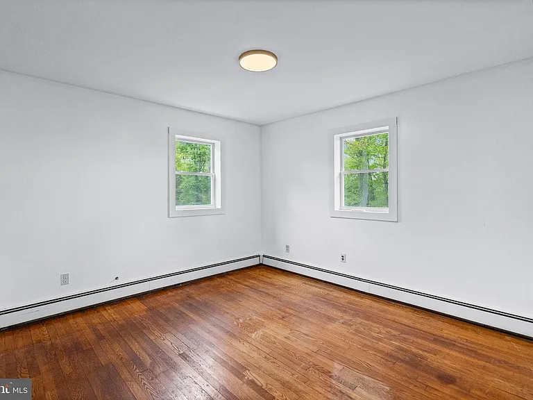 16811 Ridge Rd — Photo 14
