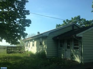 855 Mount Joy Rd, Manheim, PA 17545