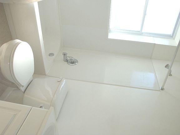 3rd image of 4954 Chippewa St APT 1W