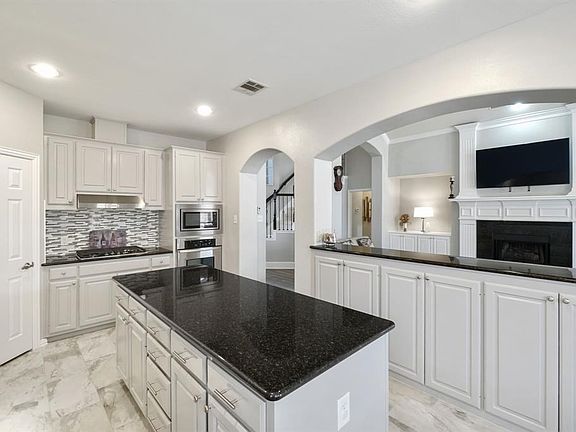 5th image of 3605 San Paula Dr