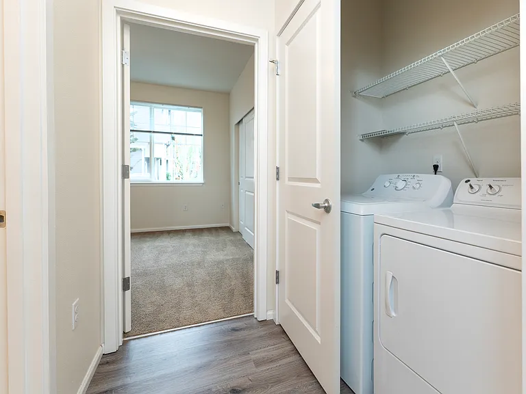 1x1 Standard 763 Sq Ft 1x1 Standard 763 Sq Ft