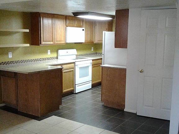 3rd image of 1828 W Tuckey Ln Unit 12