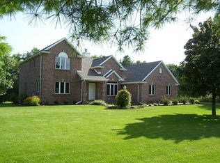 2194 Birch Creek Rd, De Pere, WI 54115