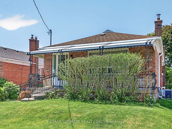 3rd image of 1494 Danforth Rd