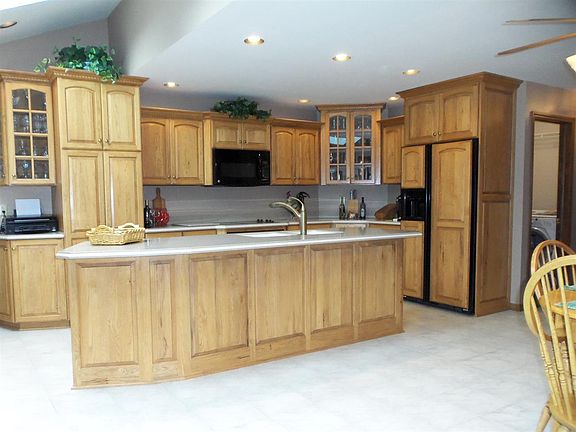 5th image of 10820 Whispering Pines Way