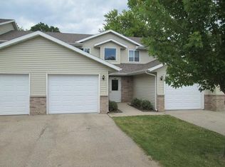 1248 Winston Dr APT 2, Edgerton, WI 53534