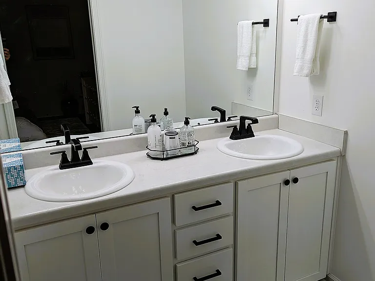 113 Edgefield Rd — Photo 35