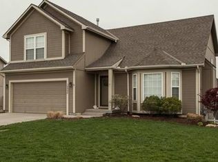 19988 Palisade St, Spring Hill, KS 66083