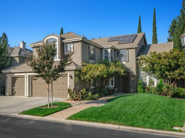 10295 N Sterling Ln, Fresno, CA 93730