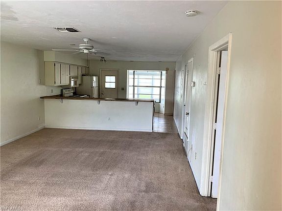 3rd image of 1139 Joel Blvd