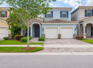 818 NE 191st St, Miami, FL 33179