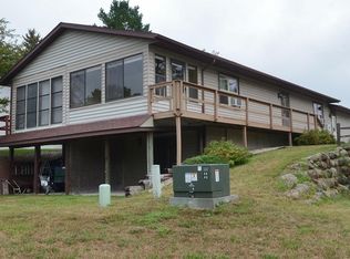 904 Saddle Rdg, Portage, WI 53901