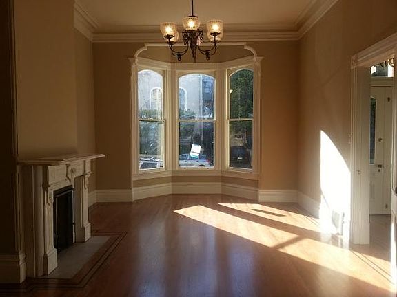 2nd image of 904 Steiner St
