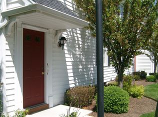 11B Beacon Park, Amherst, NY 14228