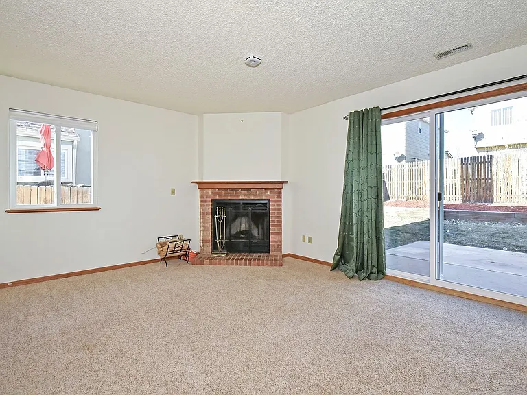 4330 Archwood Dr — Photo 4