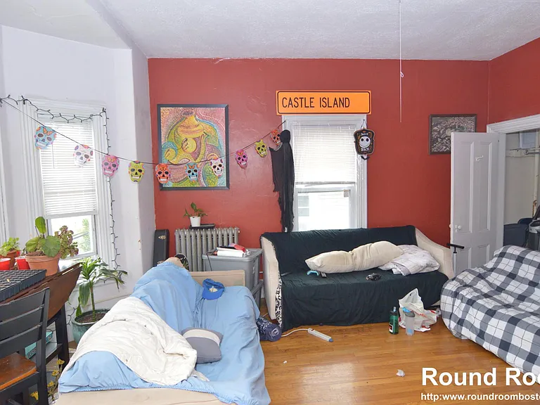 32 Linden St #2 — Photo 14