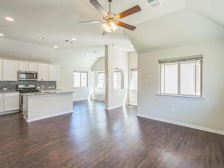 120 Lasino Dr — Photo 5