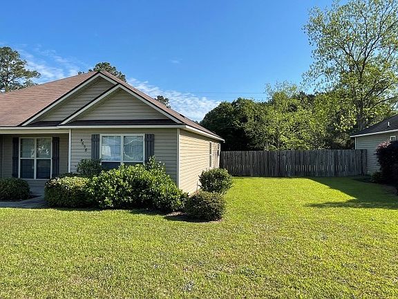 3rd image of 4658 Stonewall Cir