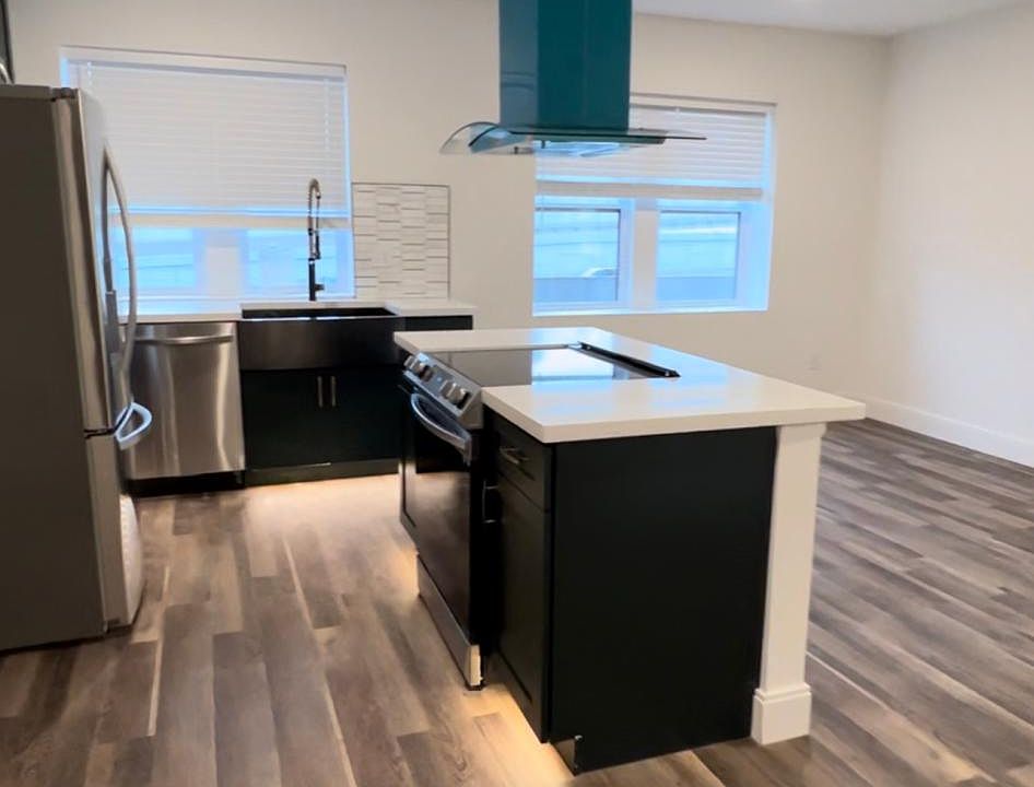 1st image of 1332 Hawthorne Pl APT 2-B