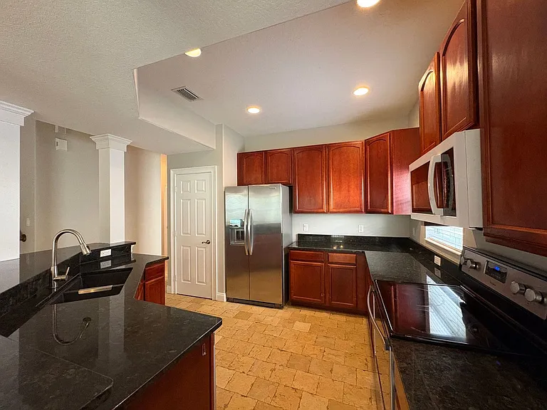6931 Lucca St — Photo 19