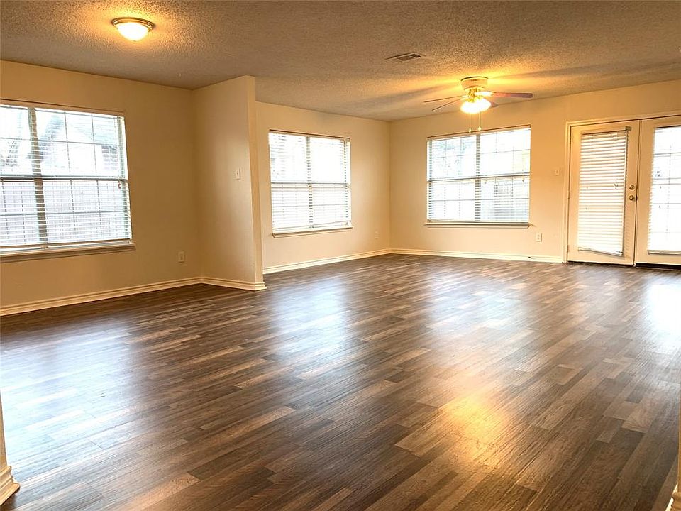 1st image of 149 E Marguerita Dr