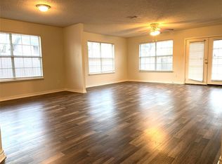 149 E Marguerita Dr, Garland, TX 75040