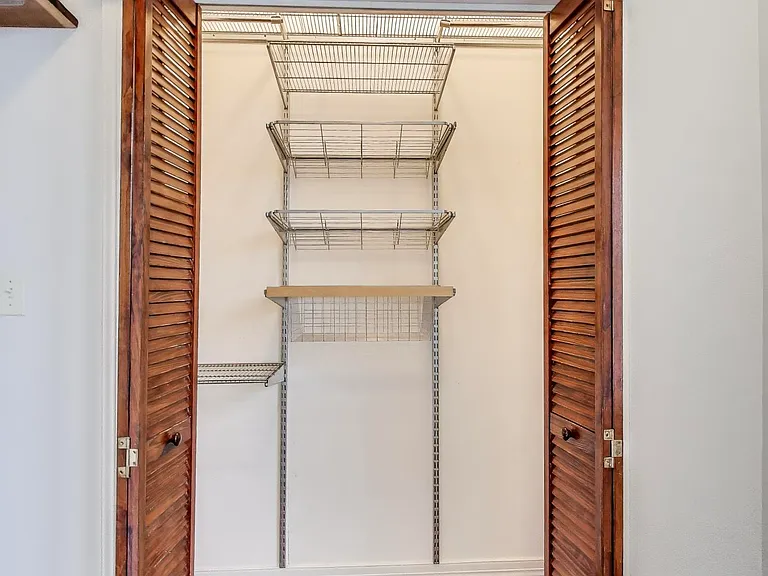 1450 N Campbell Ave #3R — Photo 11