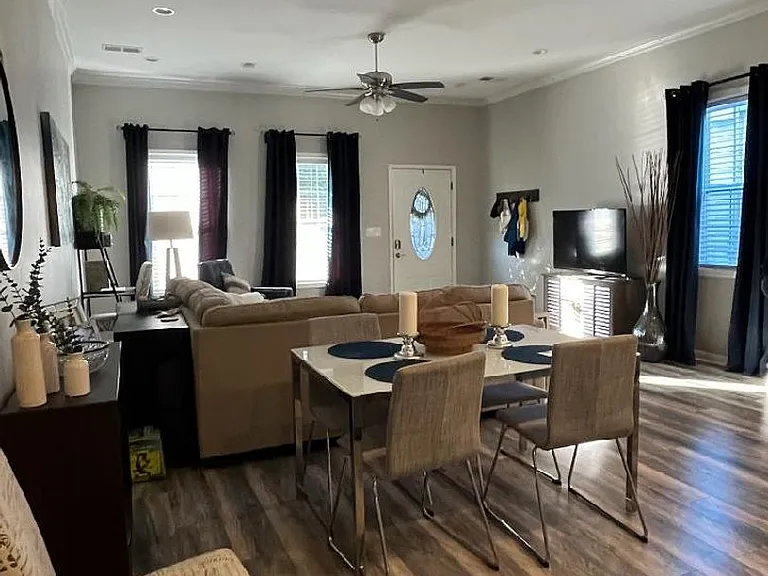 1327 Christy Ave — Photo 12