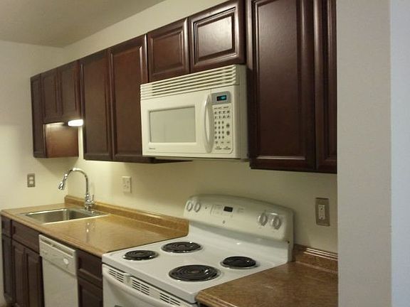 5th image of 525 Florida Ave #29