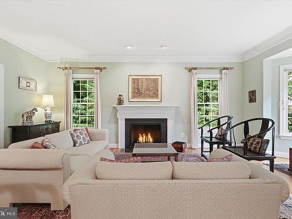 4th image of 10693 Alliwells Ct
