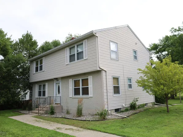 920 Main St, Breckenridge, MN 56520