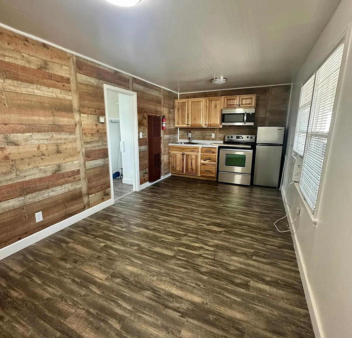 525 East Omaha Street, Unit 4 — Photo 1