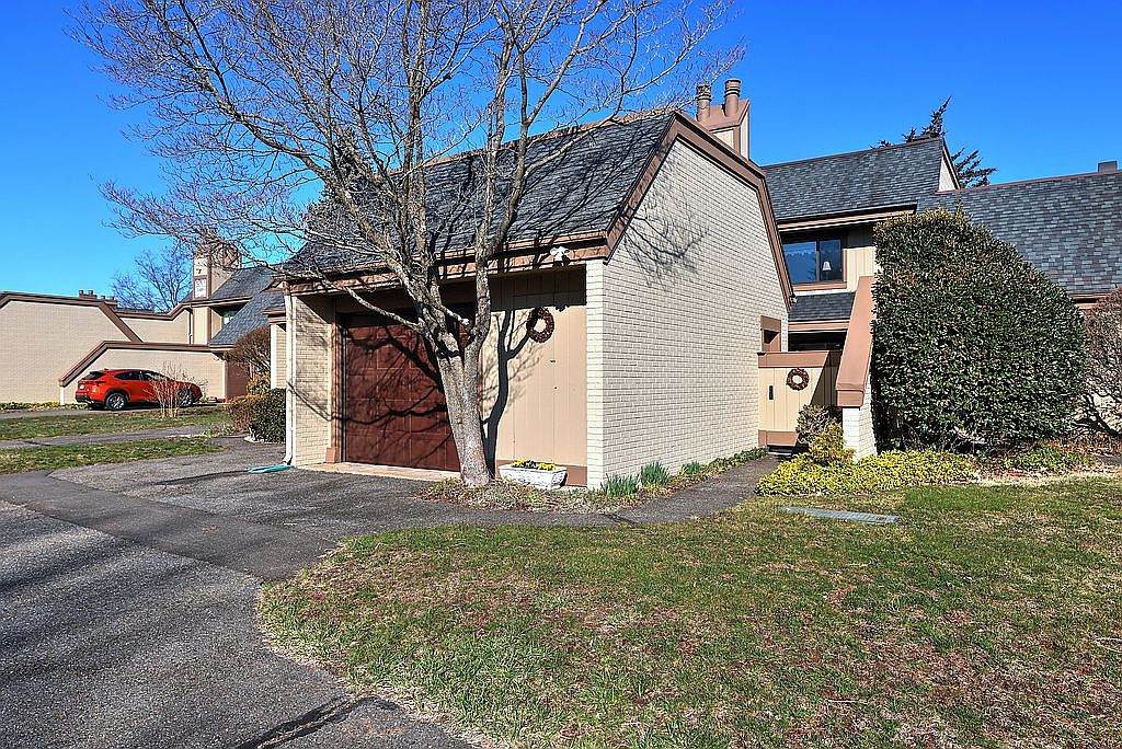 85 Viscount Dr DRIVE14, Milford, CT 06460 Zillow