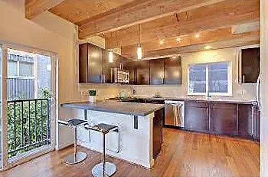 2 bed, 1250 sqft, $4,500 — Photo 2