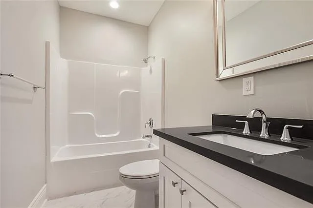 728 Orion Ave — Photo 12