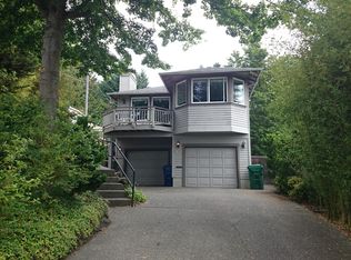 8642 Fauntleroy Pl SW, Seattle, WA 98136