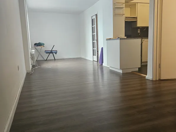 41-31 51st Street 7M image 3 of 4