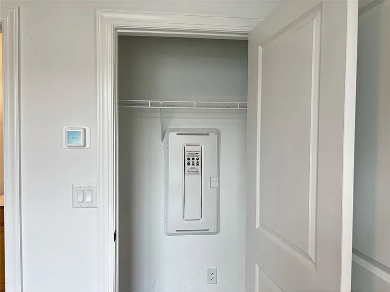 1343 Harvest Park Ln — Photo 5