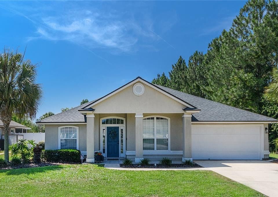 1st image of 23429 Flora Parke Blvd