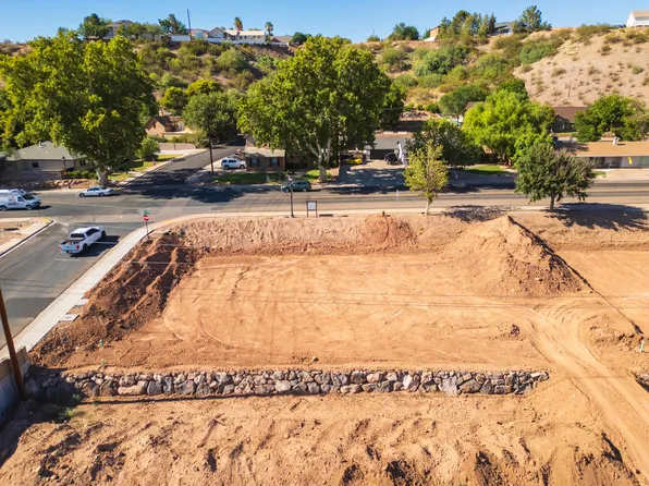 3265 Santa Clara Dr, Santa Clara, UT 84765