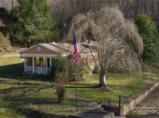 261 Hookers Gap Rd, Leicester, NC 28748