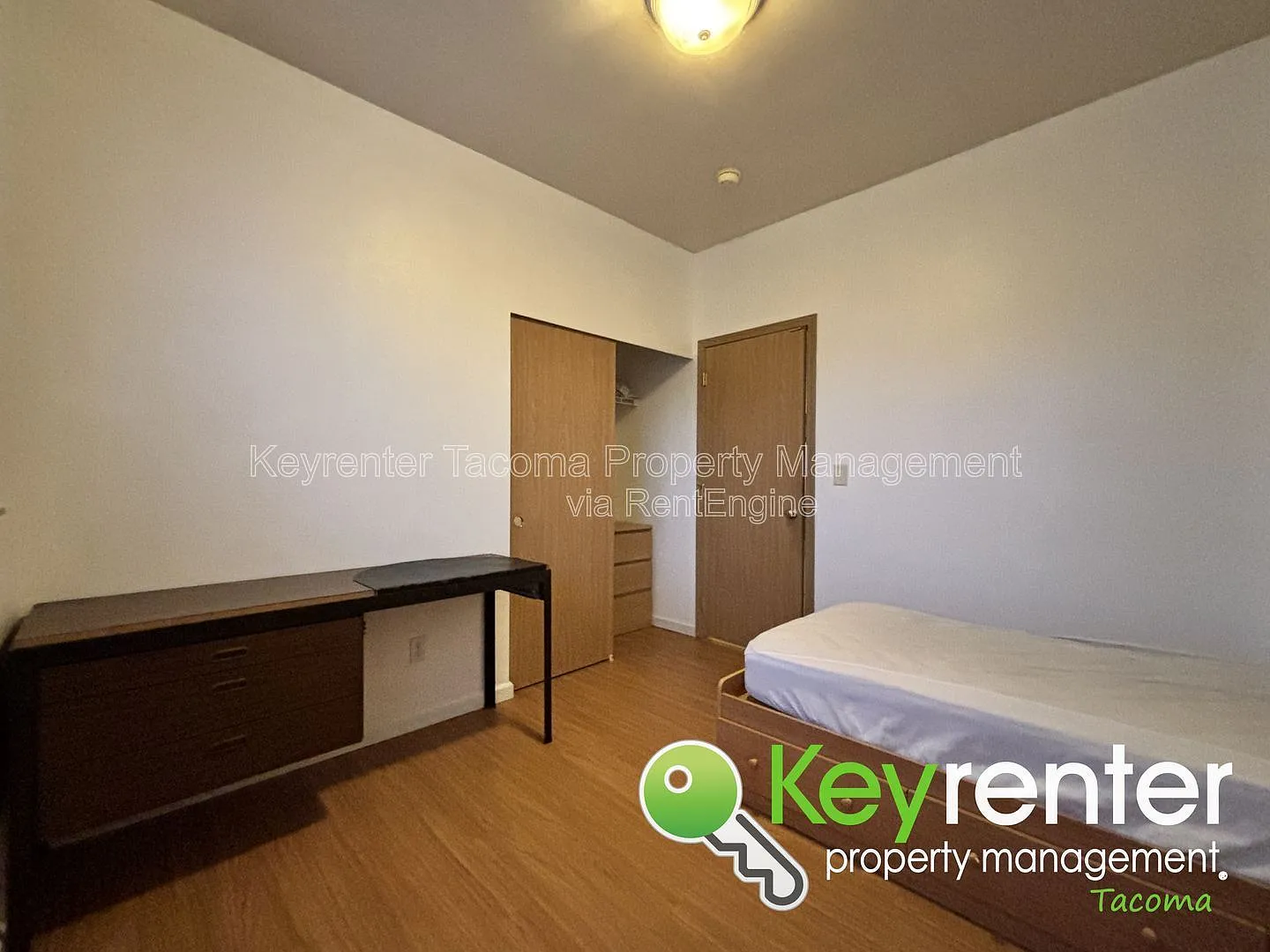1 bed, 1.0 bath, $700 — Photo 3