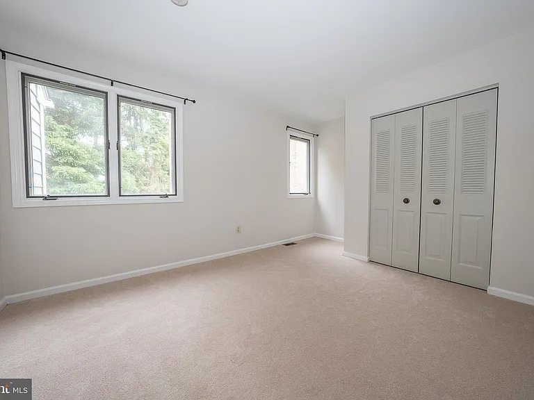 16 W Harrison Rd #16 — Photo 35