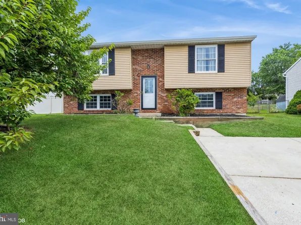 9341 Shadycreek Way, Parkville, MD 21234