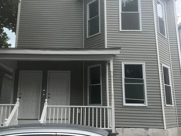 49 Clare St, Lowell, MA 01854