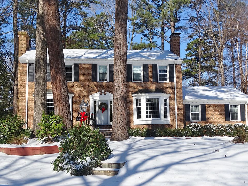 2nd image of 1500 Lamont Ct